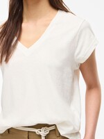 The Rouge Edit Rouhanna V-Neck Tee, Cloud Dancer