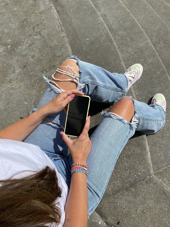 xoxo Wildhearts xoxo Wildhearts Coque silicone Pantone Samsung Galaxy S21 (jaune)