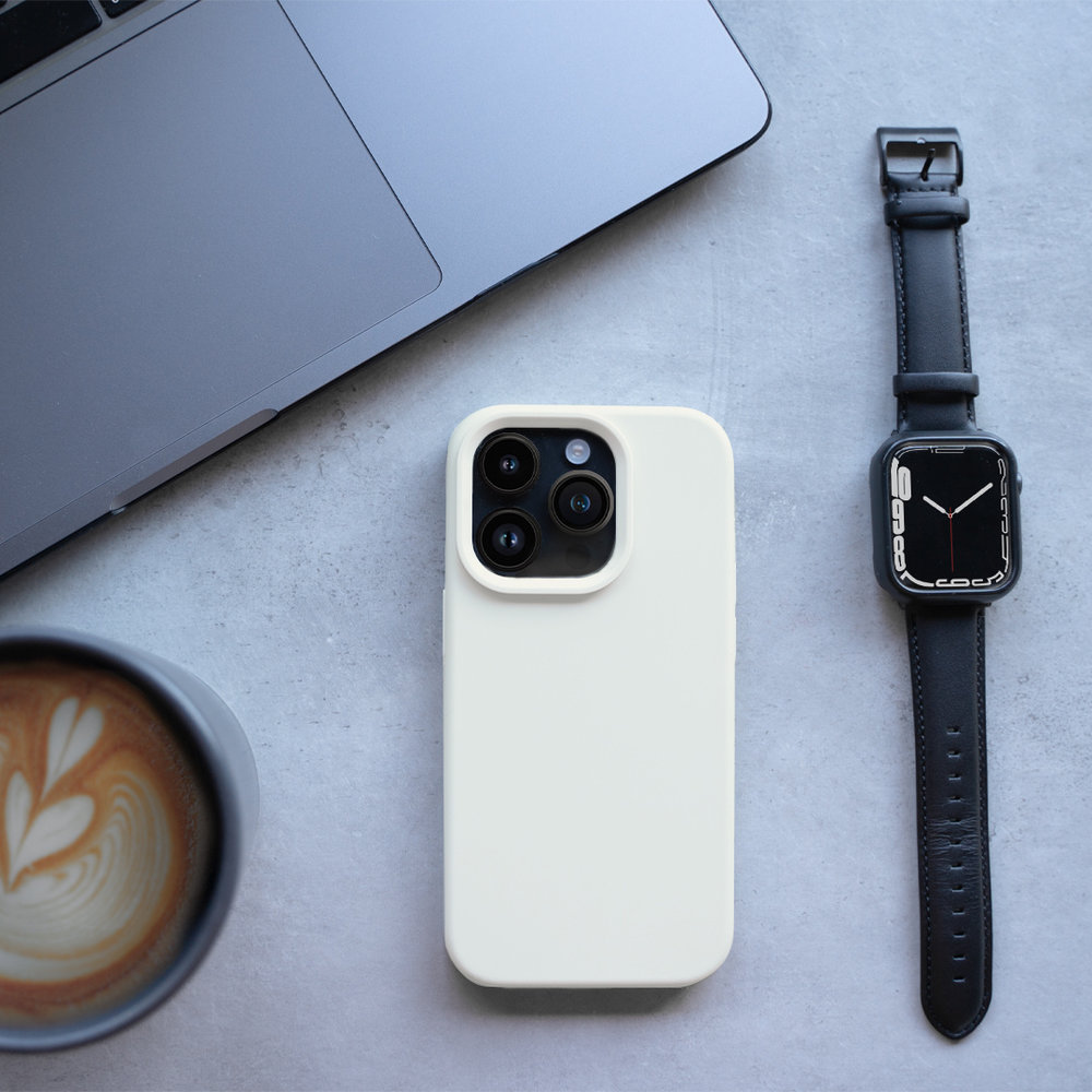 Coverzs Coverzs Coque silicone solide iPhone 14 (sable)