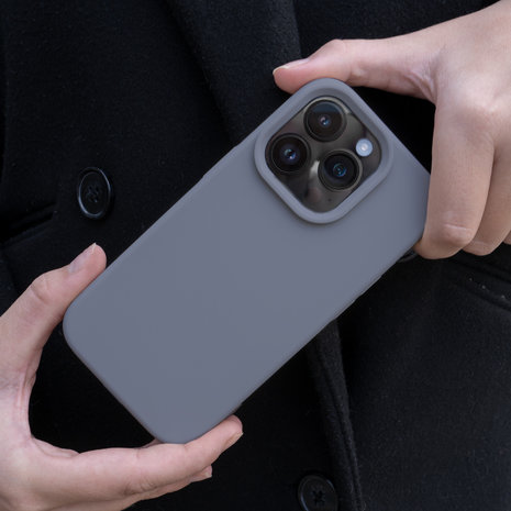 Coverzs Coverzs Coque silicone solide iPhone 14 Pro (gris lavande) Coverzs Coverzs Coque silicone solide iPhone 14 Pro (gris lavande)