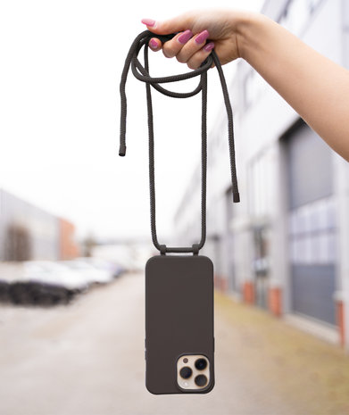 Coverzs Coverzs Coque en silicone avec cordon iPhone 14 Plus (café noir)