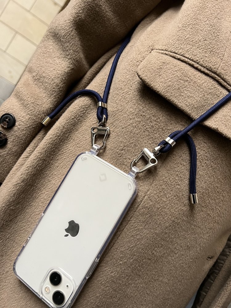 Coverzs Coverzs Coque transparente avec cordon iPhone 14 Plus (bleu foncé) Coverzs Coverzs Coque transparente avec cordon iPhone 14 Plus (bleu foncé)