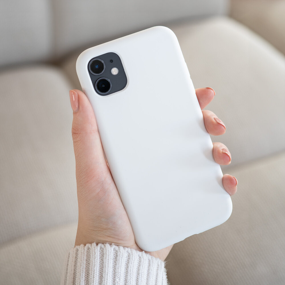 Coverzs Coverzs Coque silicone de luxe iPhone 11 (blanc)