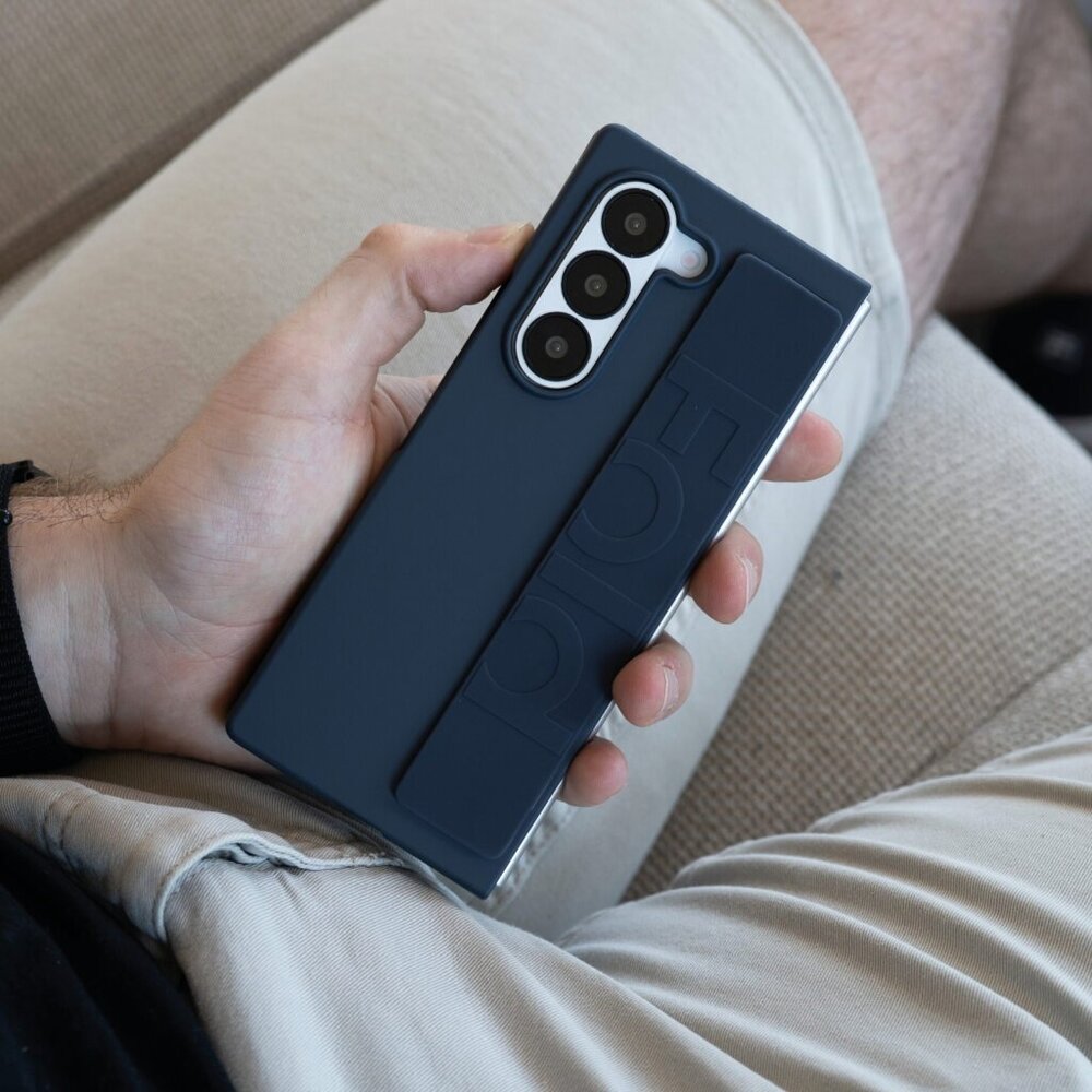 ShieldCase ShieldCase Coque silicone avec poignée Samsung Galaxy Z Fold 6 (blue foncé) ShieldCase ShieldCase Coque silicone avec poignée Samsung Galaxy Z Fold 6 (blue foncé)