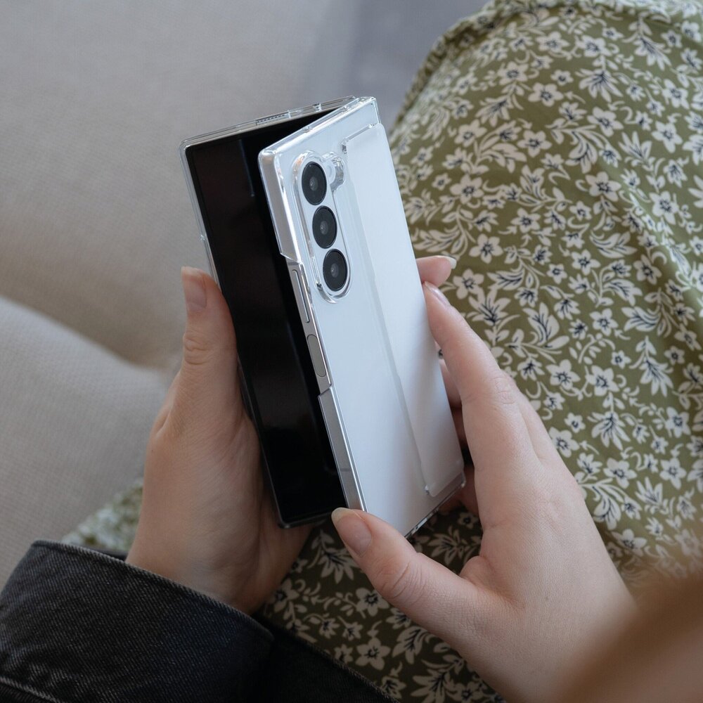 ShieldCase ShieldCase Coque silicone avec poignée Samsung Galaxy Z Fold 6 (transparent)