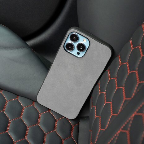 Coverzs Coverzs Coque iPhone 14 Pro Alcantara & TPU MagSafe (gris) Coverzs Coverzs Coque iPhone 14 Pro Alcantara & TPU MagSafe (gris)