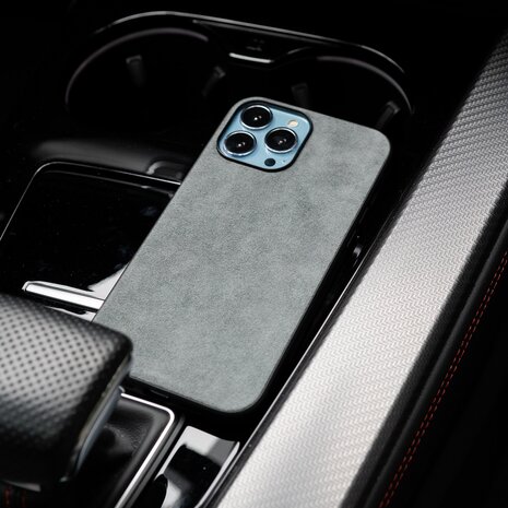 Coverzs Coverzs Coque iPhone 13 Pro Alcantara & TPU MagSafe (gris) Coverzs Coverzs Coque iPhone 13 Pro Alcantara & TPU MagSafe (gris)