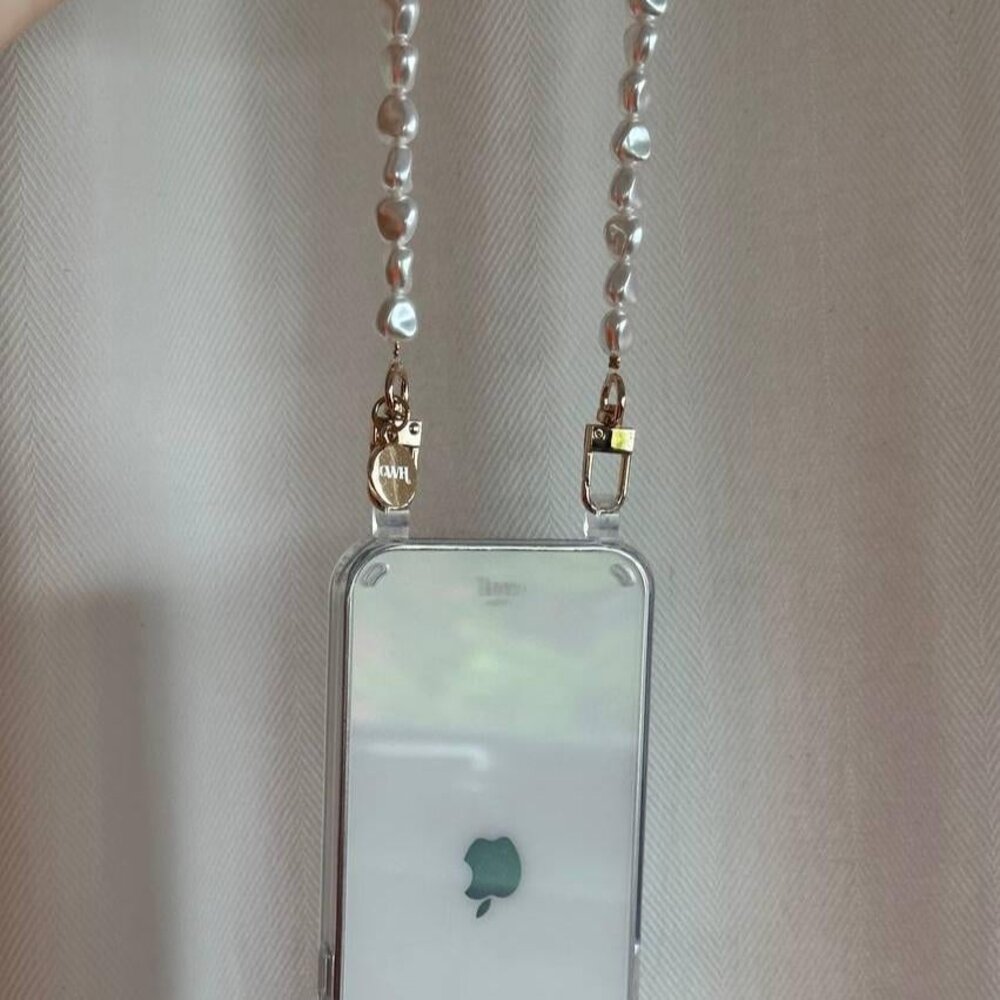 xoxo Wildhearts xoxo Wildhearts Coque transparente avec cordon court Pearlfection - iPhone 12