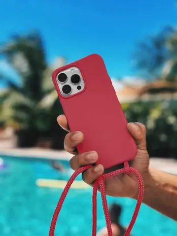 Coverzs Coverzs iPhone 16 Pro coque silicone avec cordon (rouge)