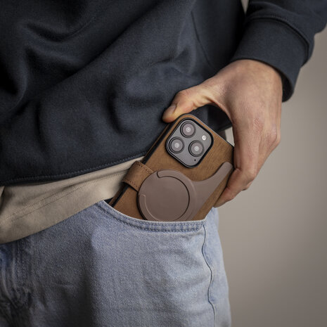 Coverzs Coverzs iPhone 16 Pro 2-in-1 étui en téléphone avec MagSafe (marron) Coverzs Coverzs iPhone 16 Pro 2-in-1 étui en téléphone avec MagSafe (marron)