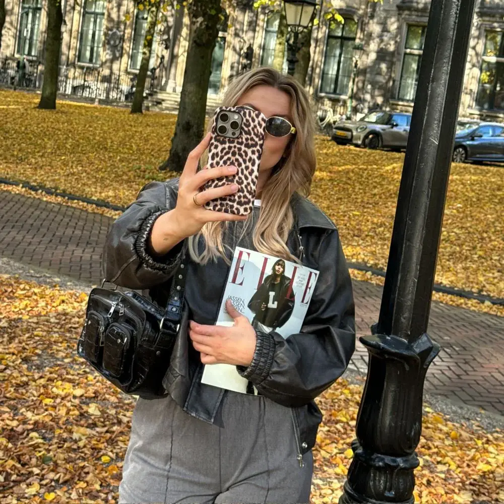 xoxo Wildhearts xoxo Wildhearts Coque iPhone 16 Plus - Wild Thing xoxo Wildhearts xoxo Wildhearts Coque iPhone 16 Plus - Wild Thing