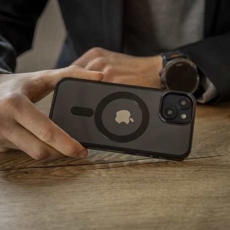 Coverzs Coverzs Coque rigide transparent MagSafe iPhone 13 (noir) Coverzs Coverzs Coque rigide transparent MagSafe iPhone 13 (noir)