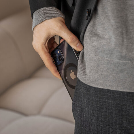 Coverzs Coverzs Coque rigide transparent MagSafe iPhone 13 (noir) Coverzs Coverzs Coque rigide transparent MagSafe iPhone 13 (noir)