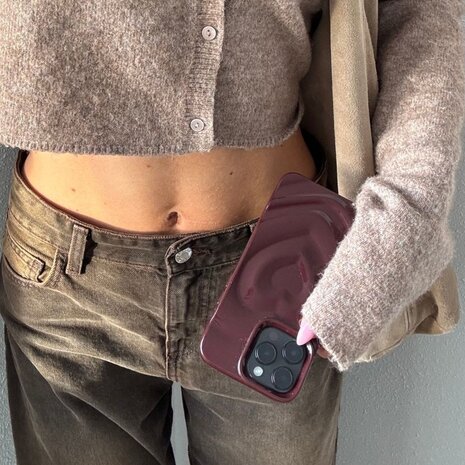 xoxo Wildhearts xoxo Wildhearts Coque Biggest Love  Bordeaux - iPhone 13 Pro xoxo Wildhearts xoxo Wildhearts Coque Biggest Love  Bordeaux - iPhone 13 Pro