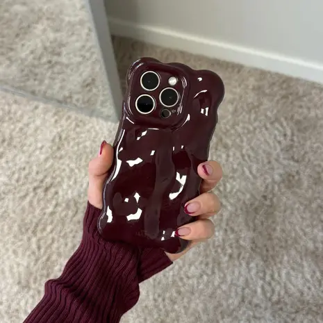 xoxo Wildhearts xoxo Wildhearts Coque Bubbly Bordeaux - iPhone 13 Pro Max xoxo Wildhearts xoxo Wildhearts Coque Bubbly Bordeaux - iPhone 13 Pro Max