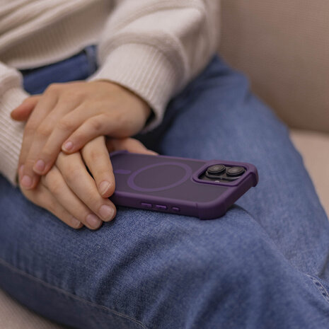 Coverzs Coverzs Coque antichoc mate avec MagSafe iPhone 16 (violet) Coverzs Coverzs Coque antichoc mate avec MagSafe iPhone 16 (violet)
