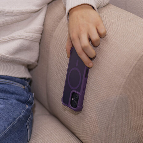 Coverzs Coverzs Coque antichoc mate avec MagSafe iPhone 16 (violet) Coverzs Coverzs Coque antichoc mate avec MagSafe iPhone 16 (violet)