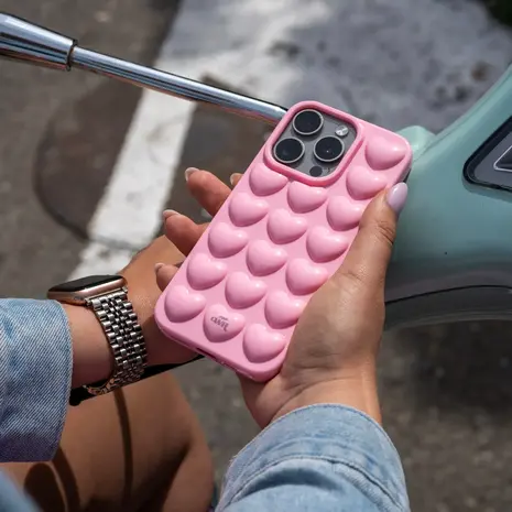 xoxo Wildhearts xoxo Wildhearts Coque Heartbreaker Pink - iPhone 16 xoxo Wildhearts xoxo Wildhearts Coque Heartbreaker Pink - iPhone 16