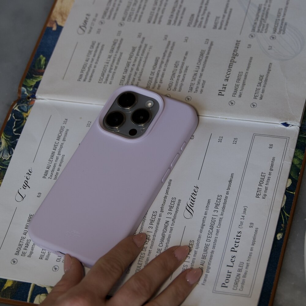 xoxo Wildhearts xoxo Wildhearts Coque antichoc en silicone Violet - iPhone 16 Plus xoxo Wildhearts xoxo Wildhearts Coque antichoc en silicone Violet - iPhone 16 Plus