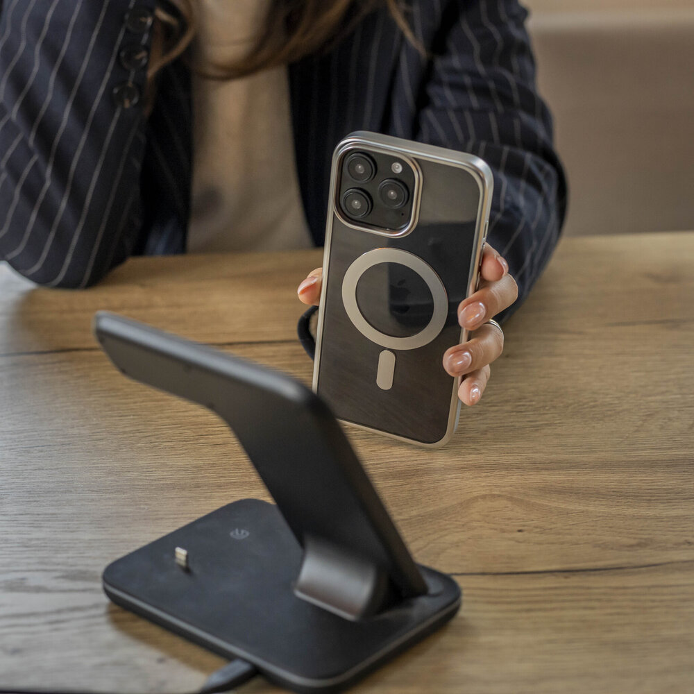 Coverzs Coverzs Coque rigide transparent MagSafe iPhone 16 Pro Max (argent) Coverzs Coverzs Coque rigide transparent MagSafe iPhone 16 Pro Max (argent)