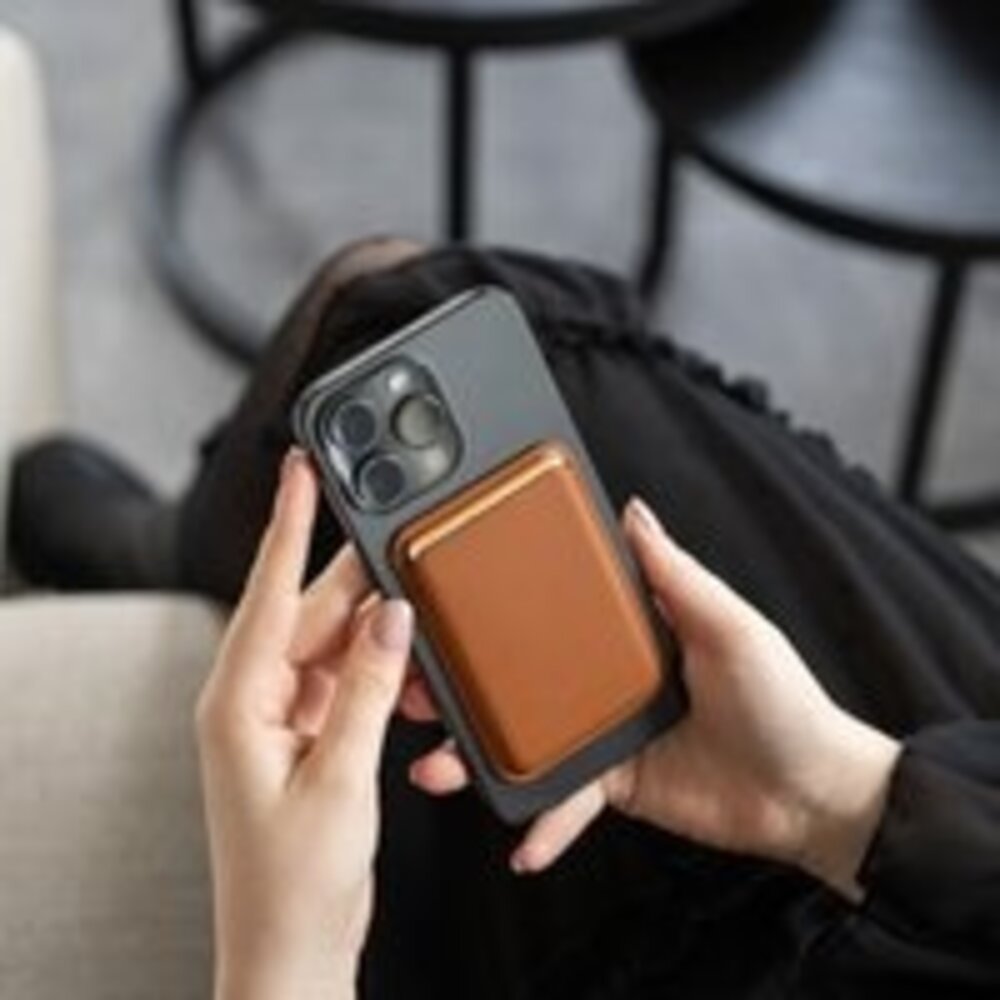 Coverzs Coverzs luxe MagSafe wallet (brun) Coverzs Coverzs luxe MagSafe wallet (brun)