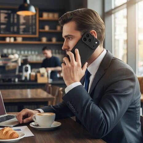 ShieldCase ShieldCase Coque arrière MagSafe en silicone pour iPhone 17 Pro (noir) ShieldCase ShieldCase Coque arrière MagSafe en silicone pour iPhone 17 Pro (noir)