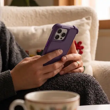 Coverzs Coverzs Coque antichoc mate iPhone 16 Pro (violet)