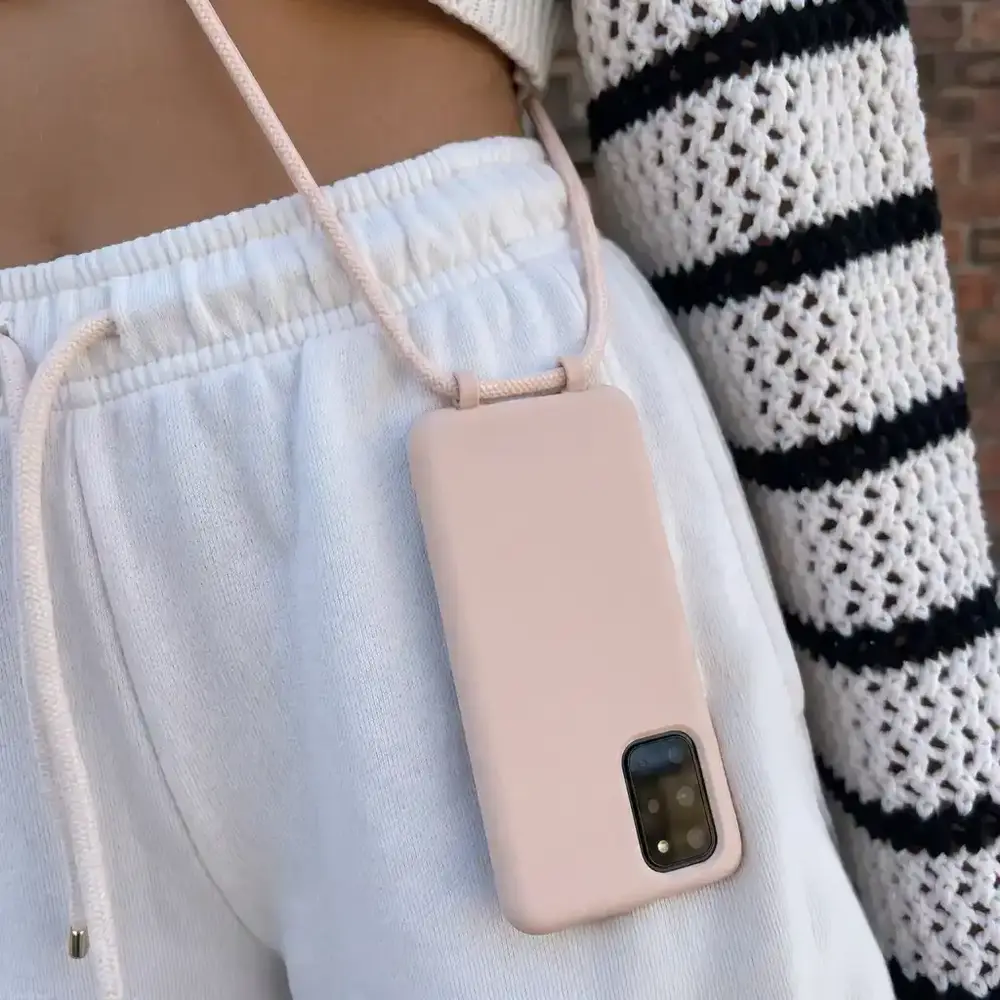 Coverzs Coverzs Coque silicone avec cordon Samsung Galaxy S21 Plus (rose)