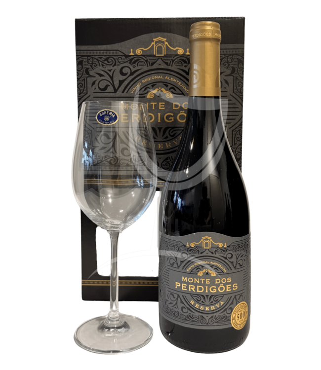 Monte dos Perdigões Reserva Tinto met wijnglas