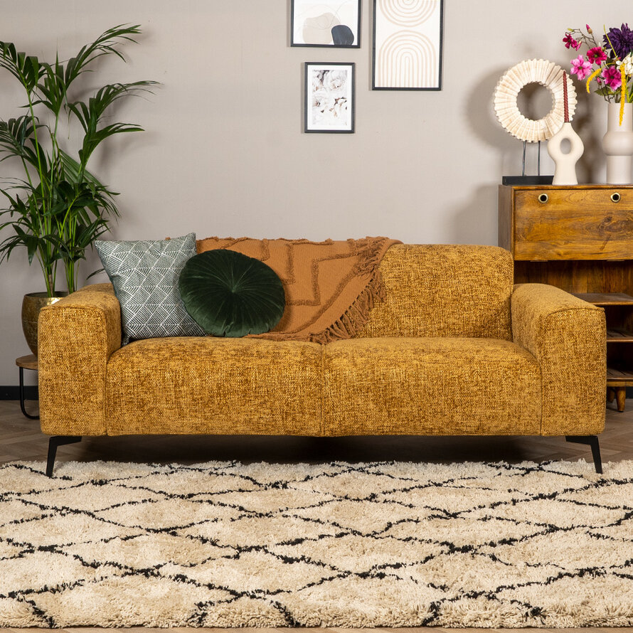 Sofa Vegas 2,5-Sitzer Chenille ockergelb/cognac