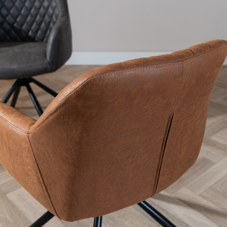 Polsterstuhl Leder Dex  180° Drehbar mit Armlehne Cognac