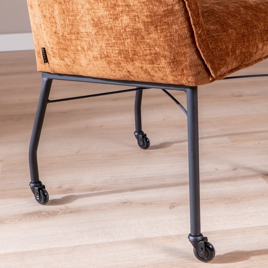 Stuhl mit Rollen Enzo Chenille Kupfer