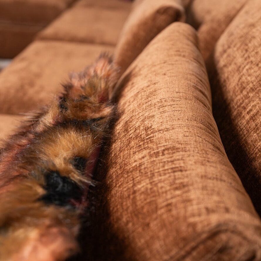 U-Sofa Kyle 6-Sitzer chenille kupfer