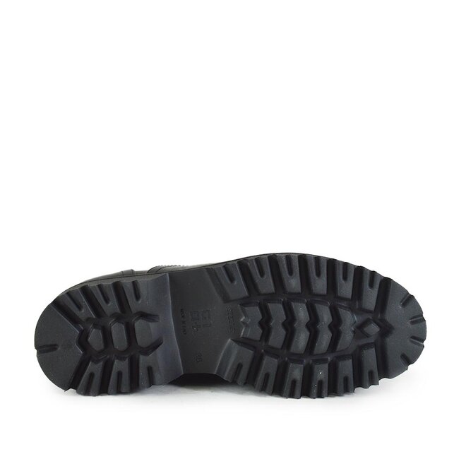 Mia Studs Zwart