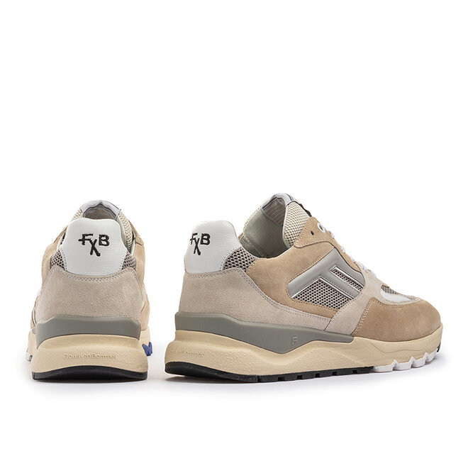 De Treener 01.04 Beige