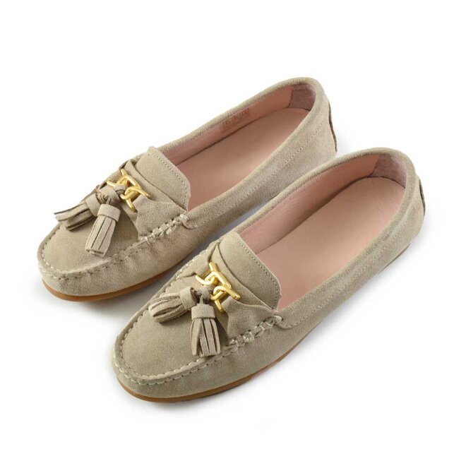 Camelia Beige