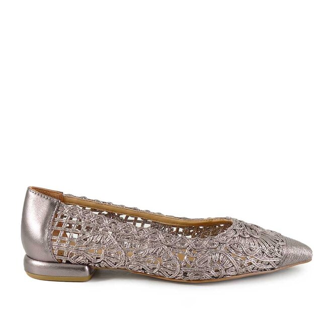 Aria Brons