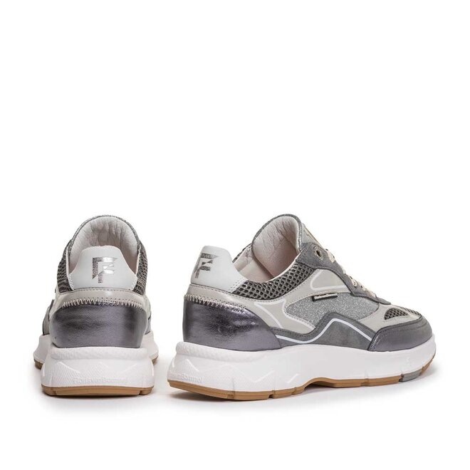 Daysi 01.11 Silver