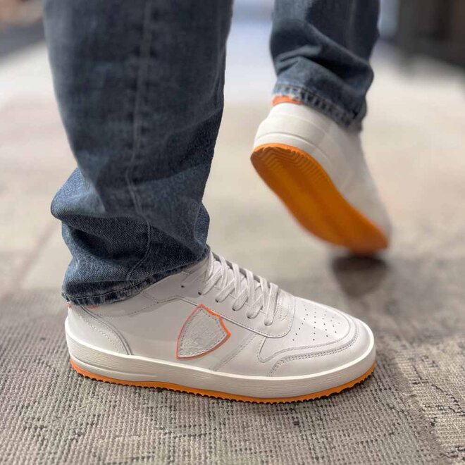 Nice Low Oranje Wit