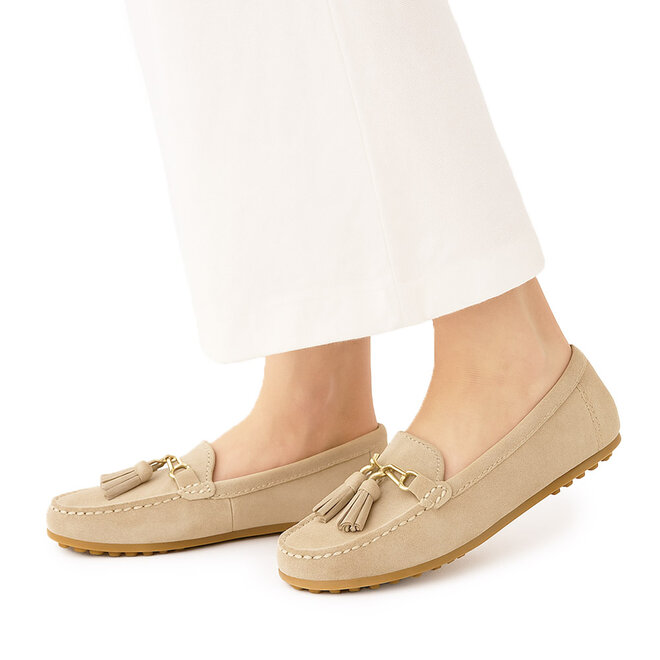 Camelia Beige