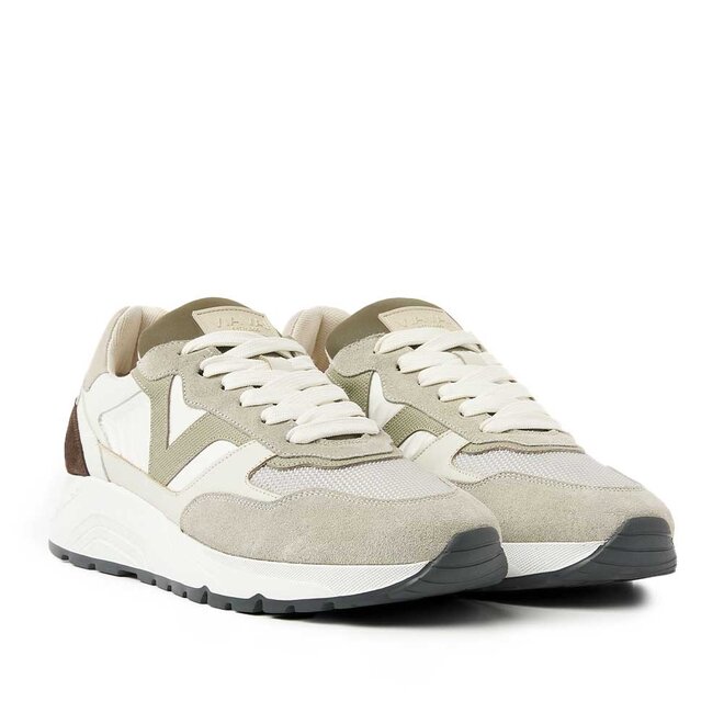 Owen Cody Lichtgrijs