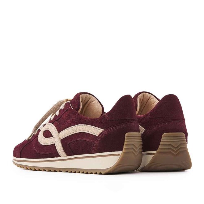 Mikki Eve Bordo