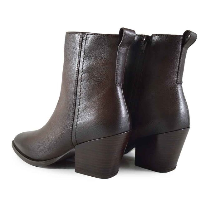 Enzi Bruin