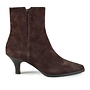 Liann Bruin Suede