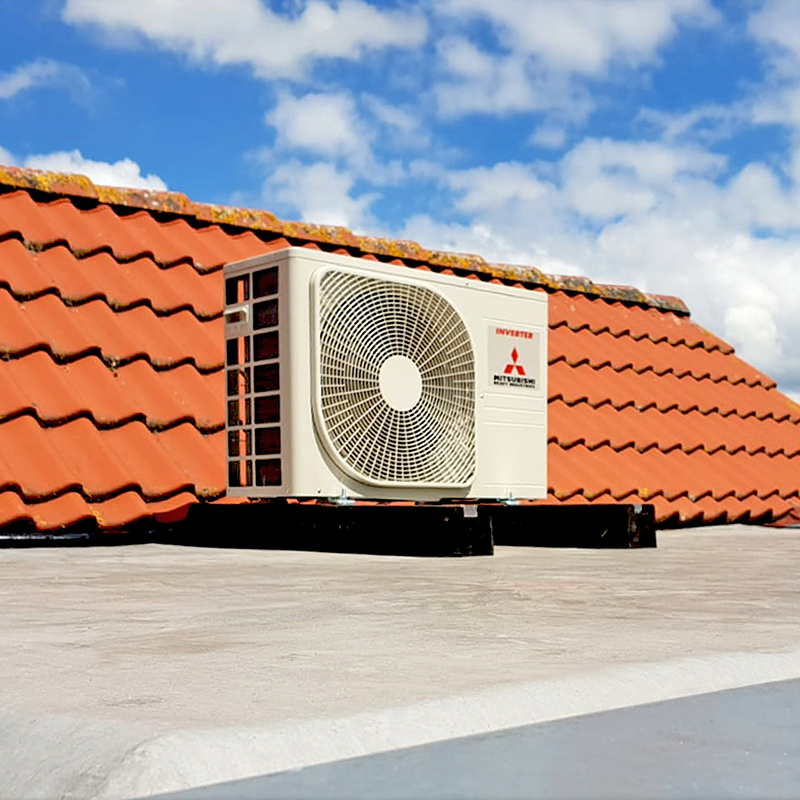 Mitsubishi Heavy Industries Airco Vloermodel 2,5kW - Singlesplit Complete Set - SRF25ZS-W (Fluisterstil)