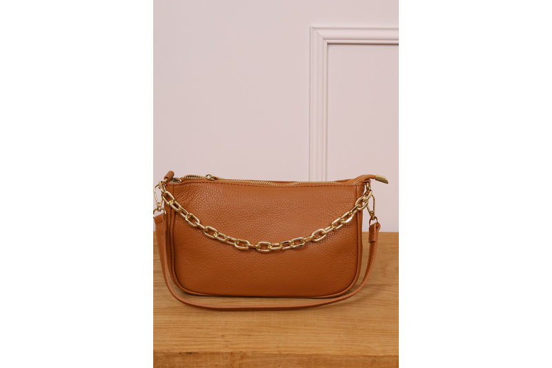 Clutch chain leer