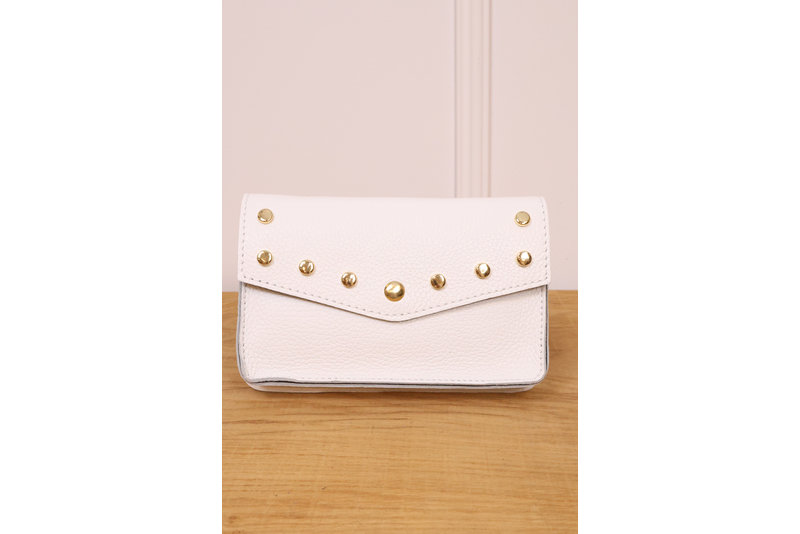 Lovely clutch studs leer