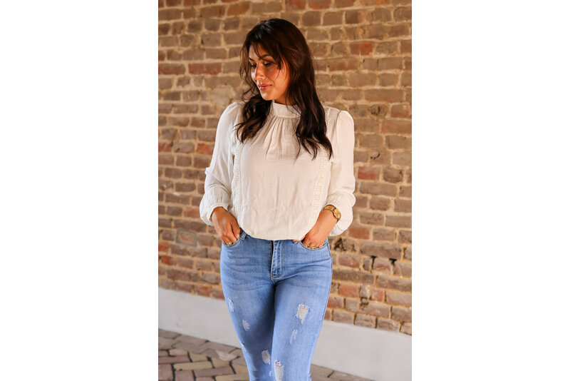 Kaysa lace top