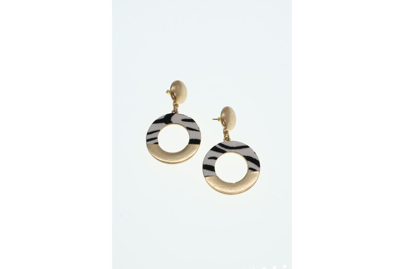 Gouden oorbel zebra print