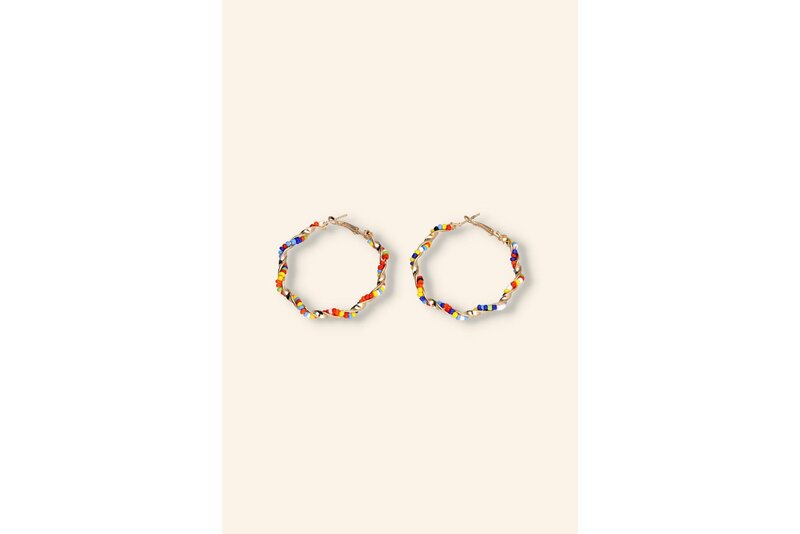 Multi color Hoop twisted